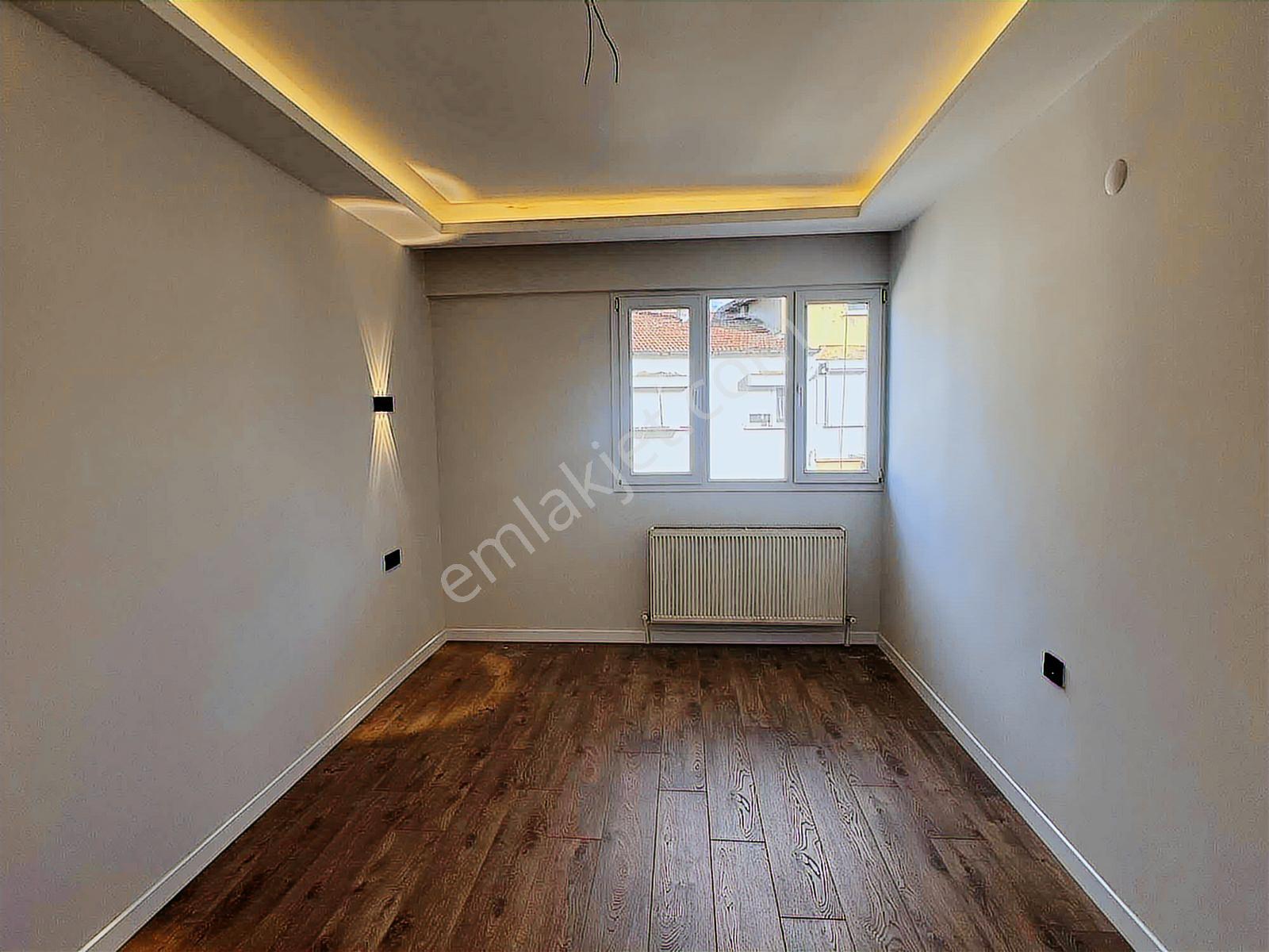 Balçova Ata Caddesinde 3+1 Lüks Asansörlü Satılık Daire - Görsel 24