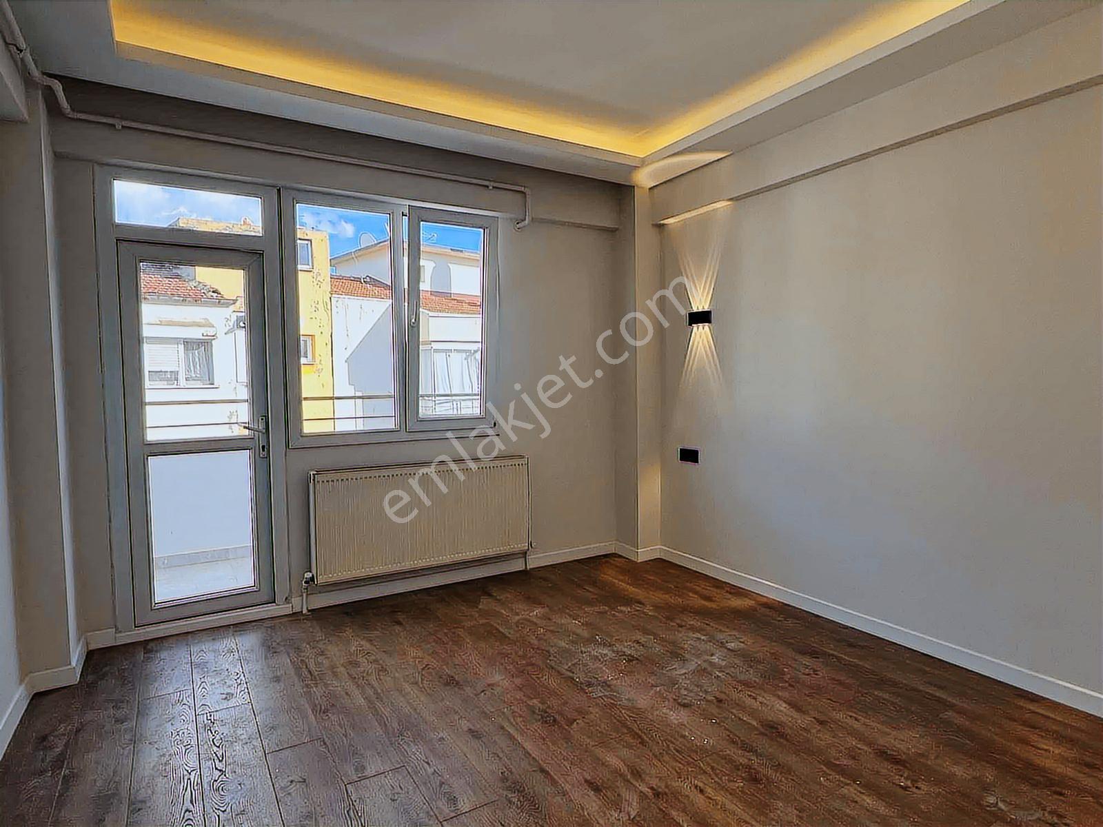 Balçova Ata Caddesinde 3+1 Lüks Asansörlü Satılık Daire - Görsel 3