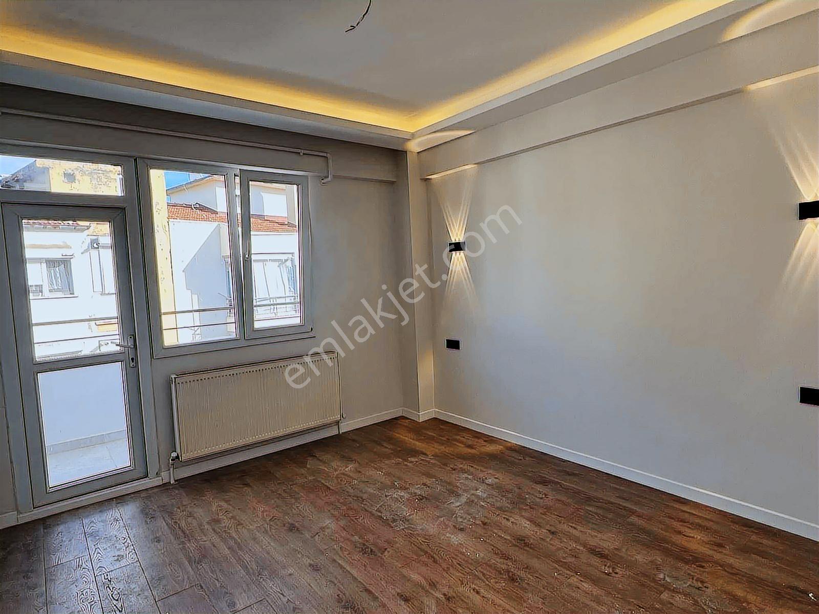 Balçova Ata Caddesinde 3+1 Lüks Asansörlü Satılık Daire - Görsel 4