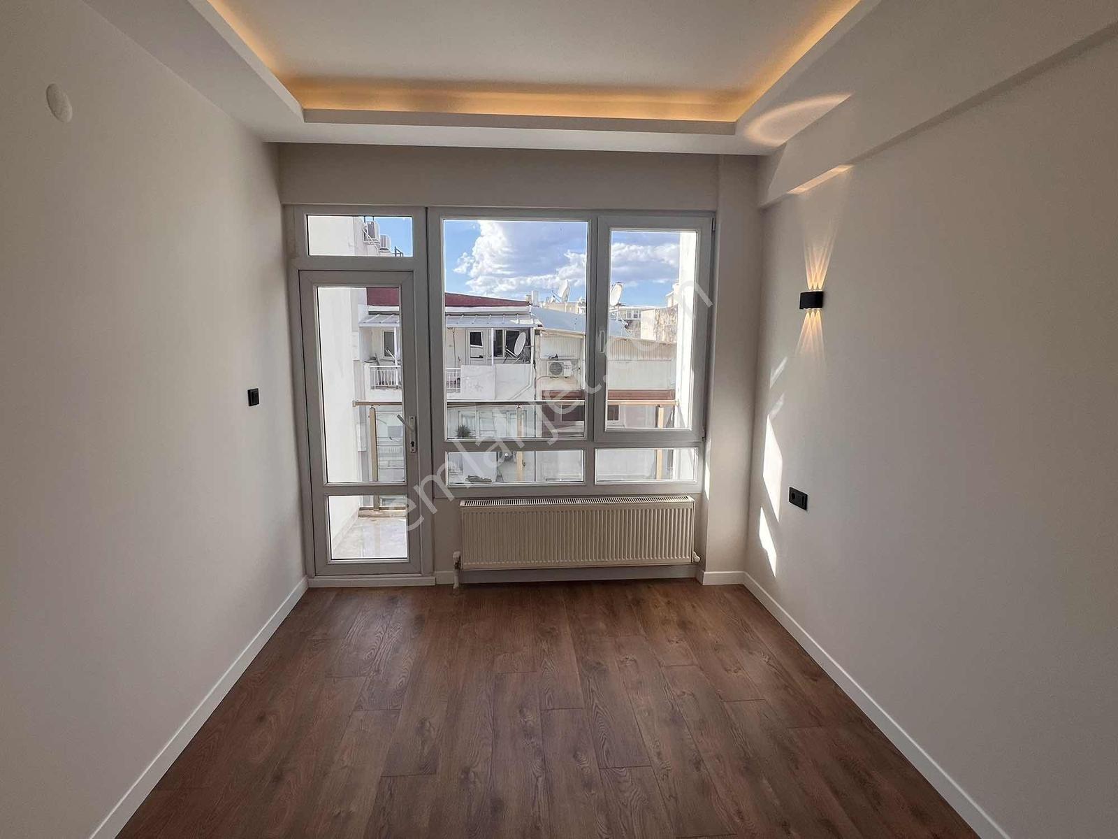 Balçova Ata Caddesinde 3+1 Lüks Asansörlü Satılık Daire - Görsel 9