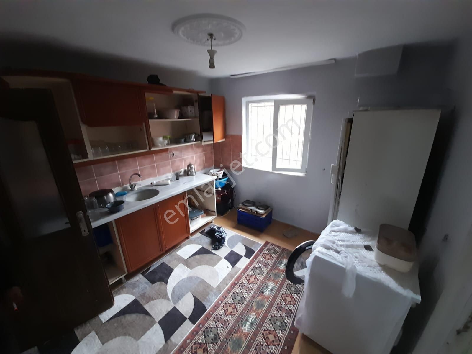 Parstan Kadıköyde 271 M2 Bahçeli Ayrı Mutfak 2+1 Müstakil Ev - Görsel 17