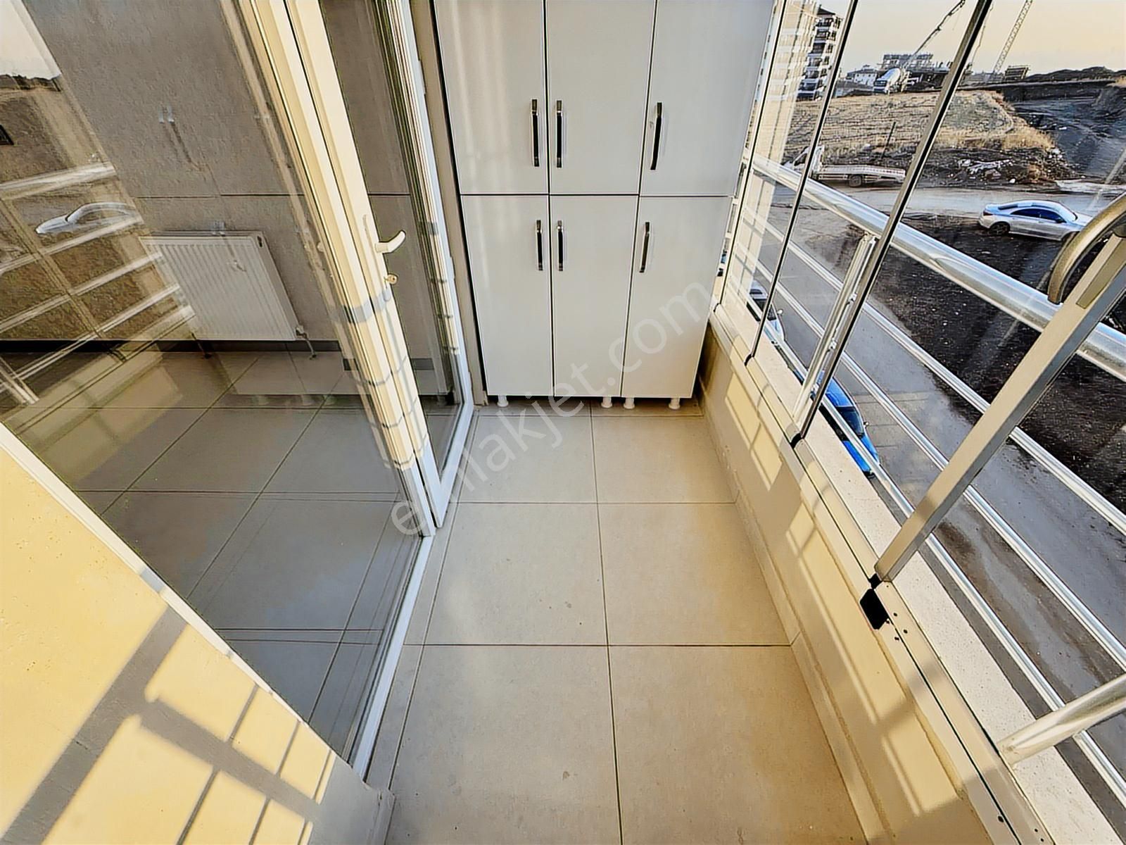 Beyoğlu'ndan Okullar Bölgesi Yeni Binada Ara Kat Güney Cephe 2+1 - Görsel 27