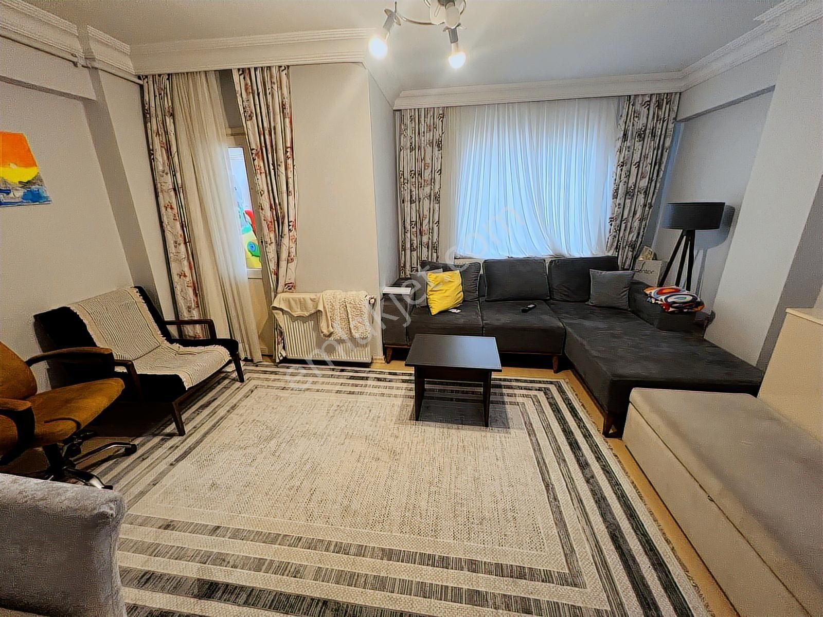 Aktaş'tan Murat Reis'te Ana Caddeye 100 Metre 2+1,85m2,3.kat