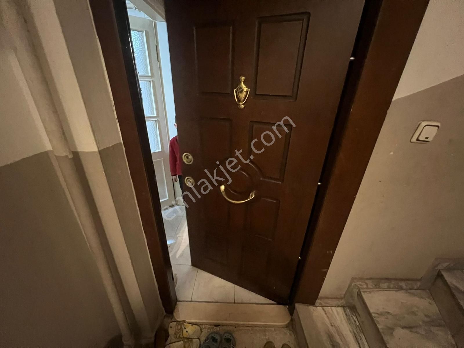 Aktaş'tan Murat Reis'te Ana Caddeye 100 Metre 2+1,85m2,3.kat - Görsel 2