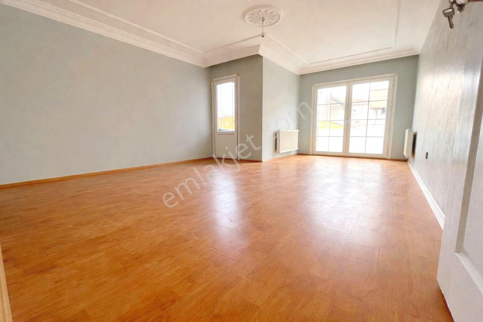 Satılık Daire Pendik Esenyalı Mahallesi