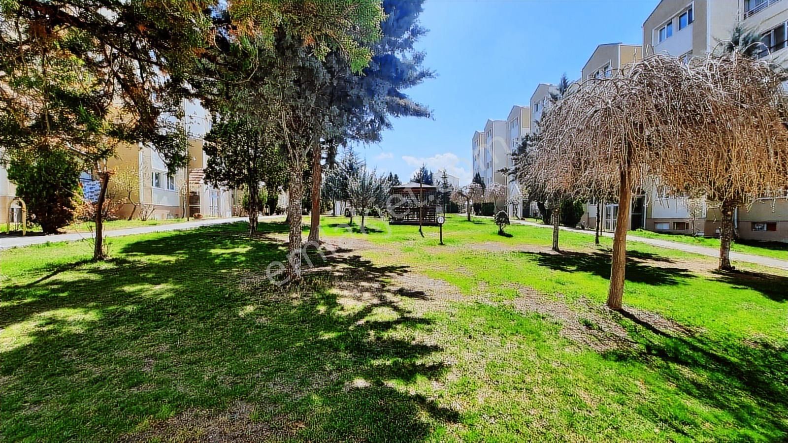 Akıncı Dan Oğuzlarda Sitede Doğu Batı Cep. Pazara Ulaşıma Yakın