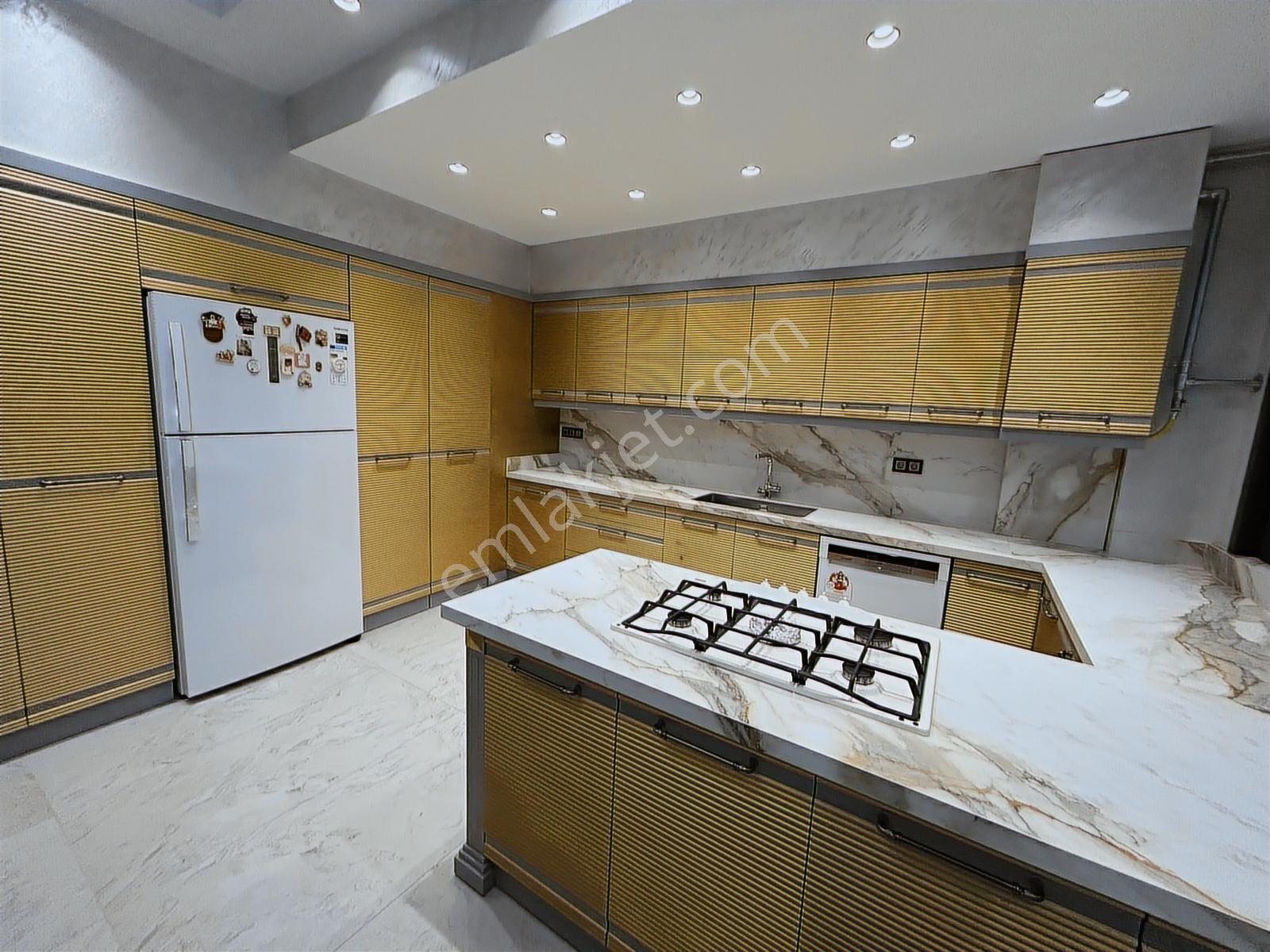 Keşan Cumhuriyet Mah. Satılık 200 M² Villa - Görsel 5