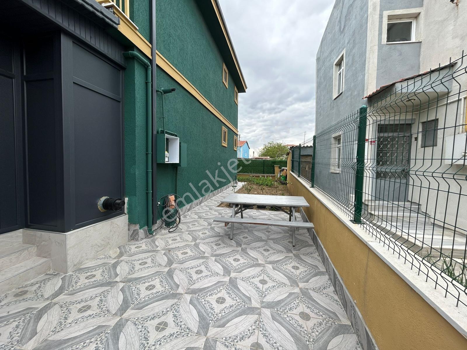 Keşan Cumhuriyet Mah. Satılık 200 M² Villa - Görsel 2