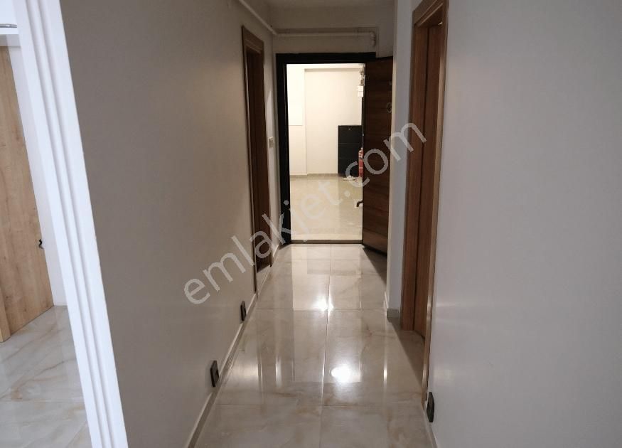 Üçyol Yakını 2+1 5 Yıllık Binada Satılık Daire - Görsel 11