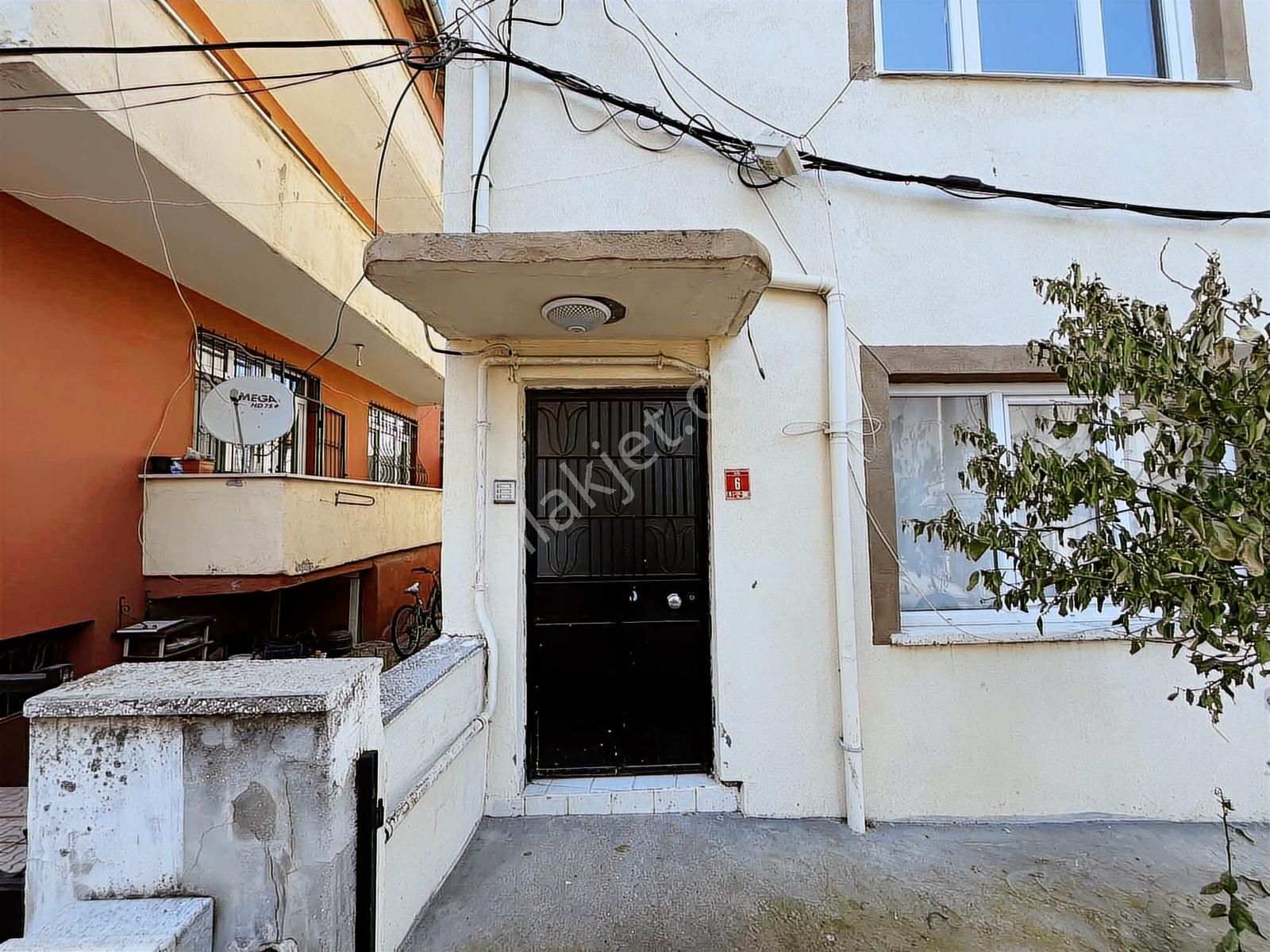 Hasan Basri Çantay Mah. 2+1 Tadilatlı Daire - Görsel 5
