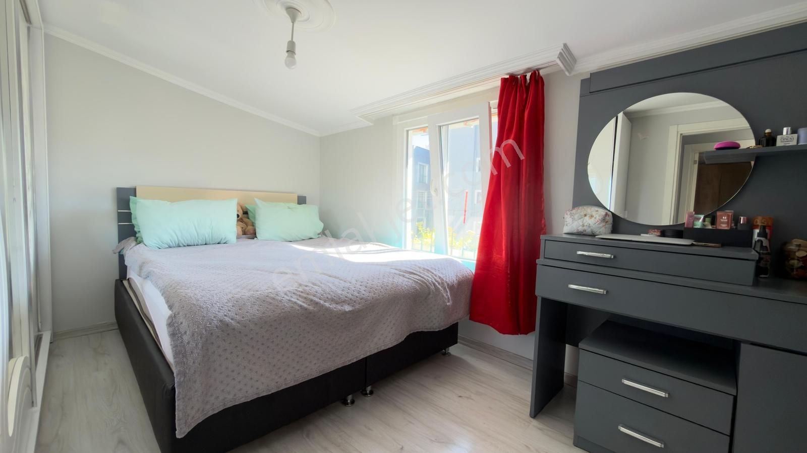 İlka'dan Metro-metrobüse Yürüme 2+1 Full Eşyalı Kiralık Daire - Görsel 5