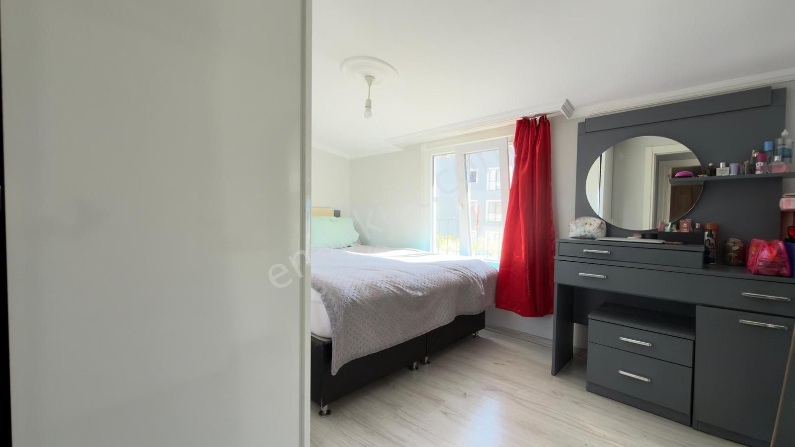 İlka'dan Metro-metrobüse Yürüme 2+1 Full Eşyalı Kiralık Daire - Görsel 19