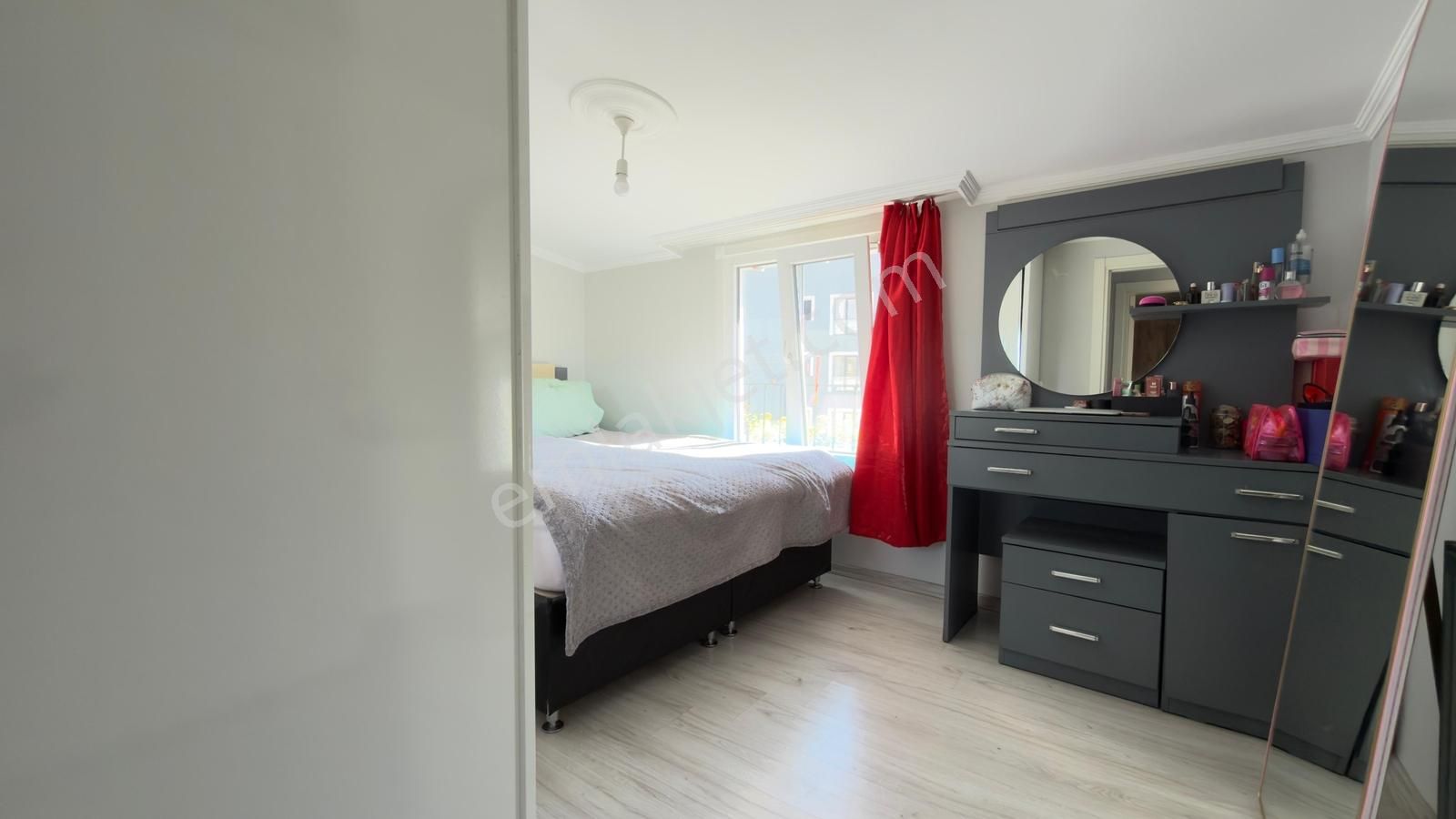 İlka'dan Metro-metrobüse Yürüme 2+1 Full Eşyalı Kiralık Daire - Görsel 8