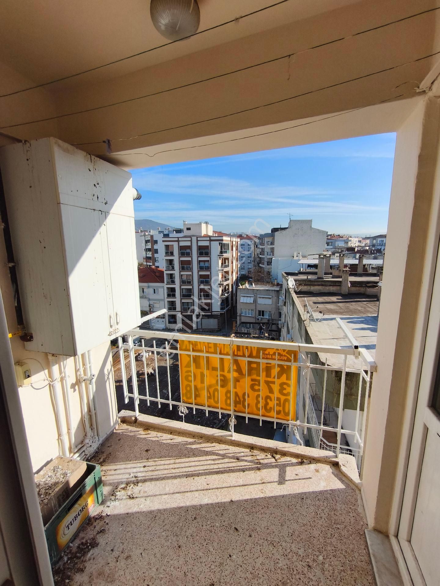 Bornova Merkezde Arakat 3+1 Kiralık Daire - Görsel 4