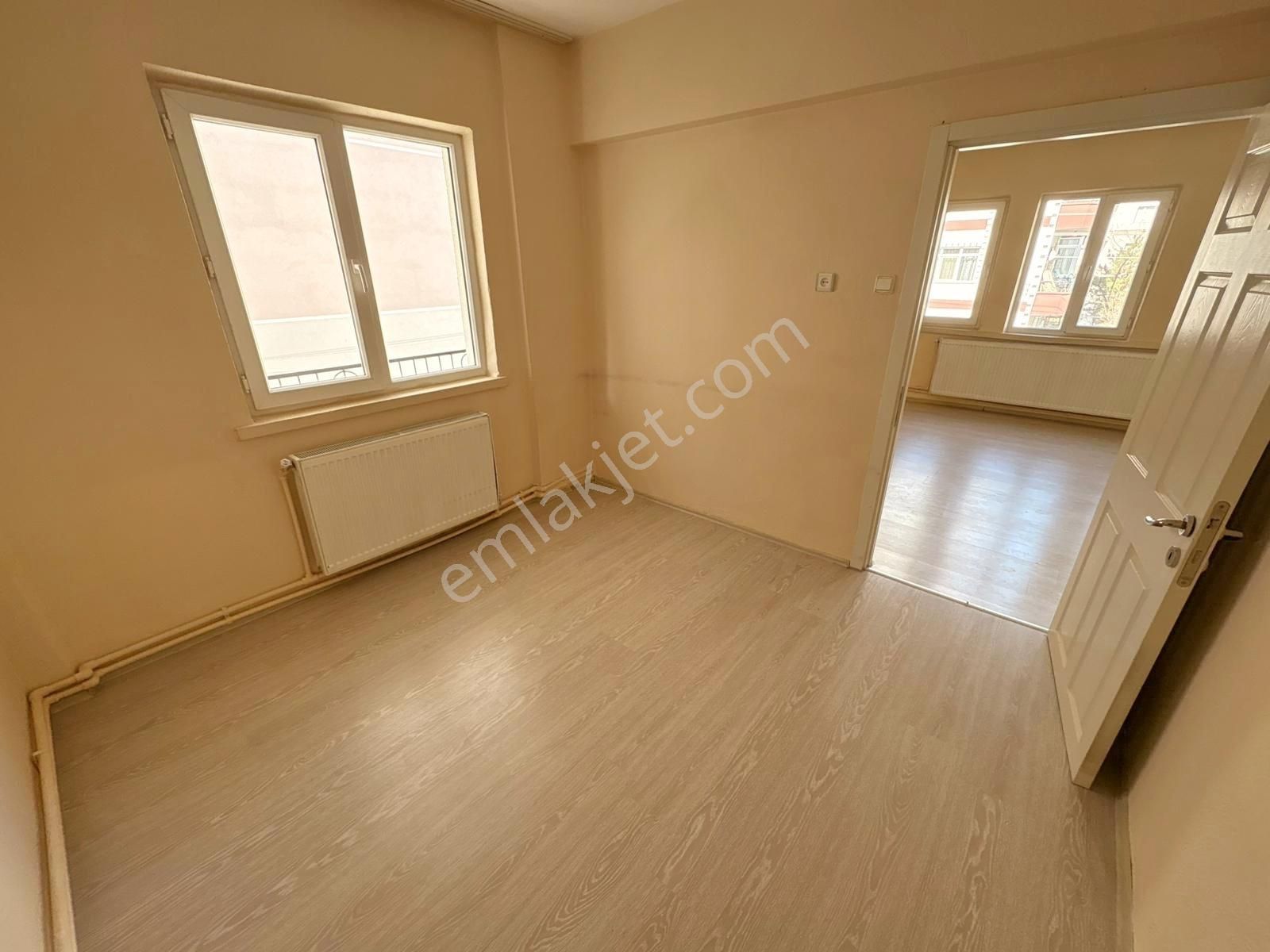 "plevne'nin Merkezinde 2+1 Ara Kat Ön Cephe'de %70 Kredi İmkanı" - Görsel 14