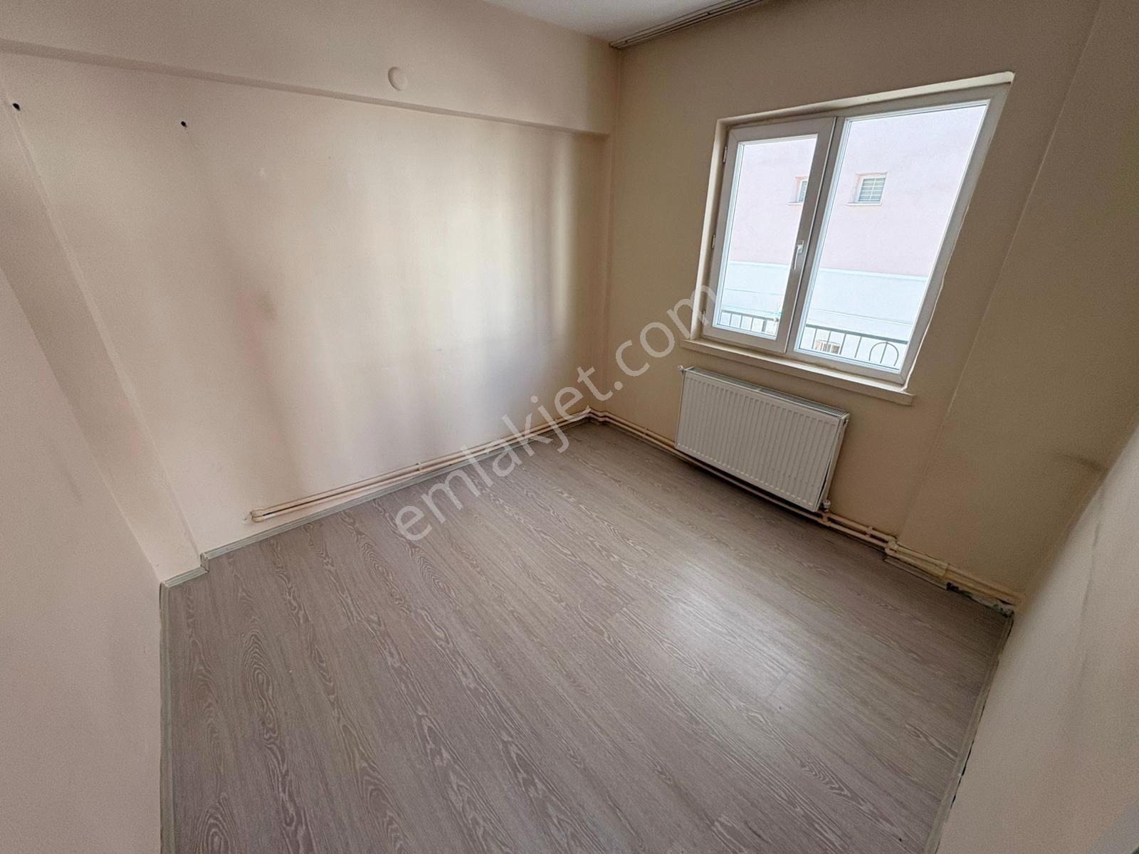 "plevne'nin Merkezinde 2+1 Ara Kat Ön Cephe'de %70 Kredi İmkanı" - Görsel 15