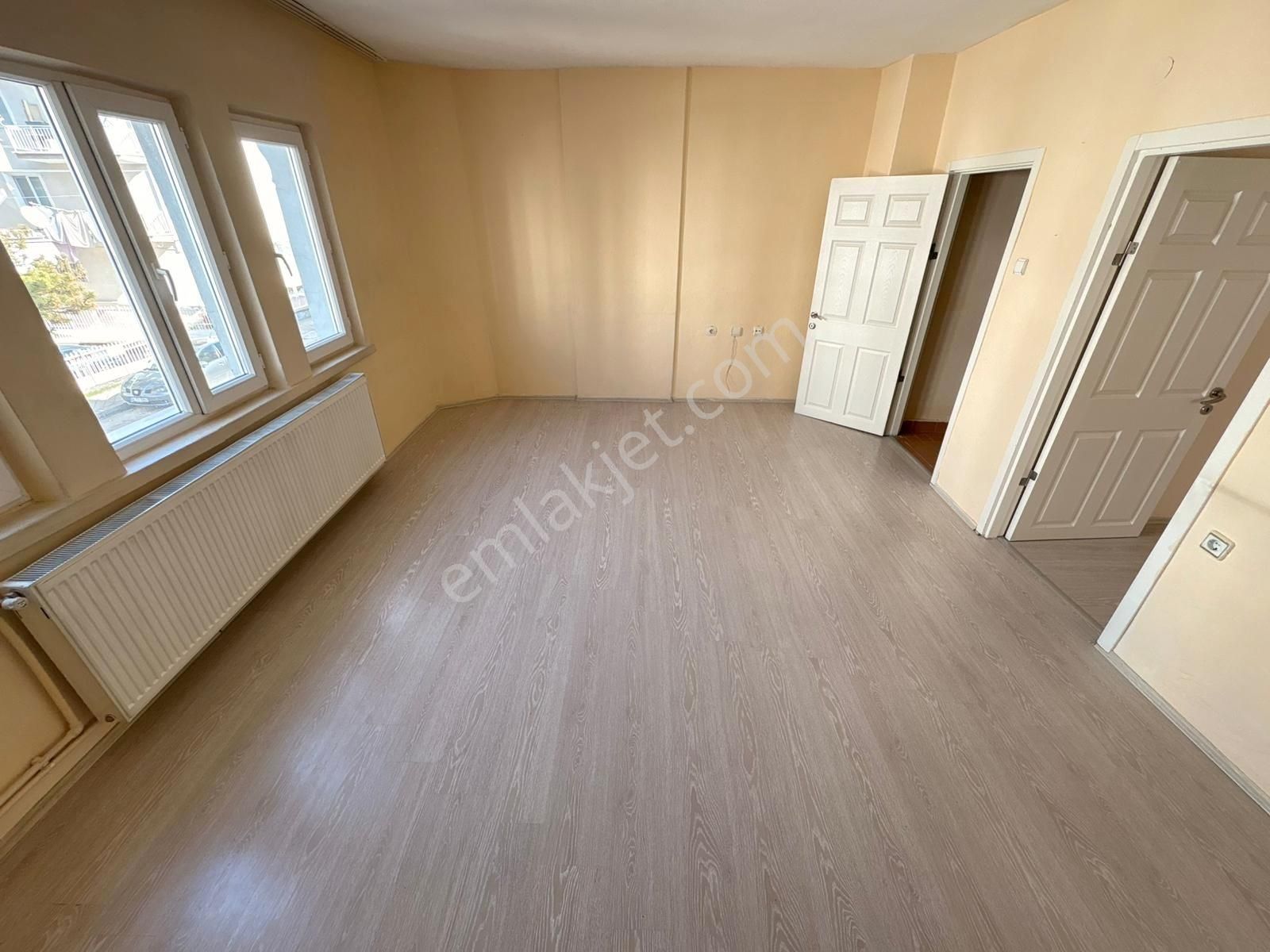 "plevne'nin Merkezinde 2+1 Ara Kat Ön Cephe'de %70 Kredi İmkanı" - Görsel 34