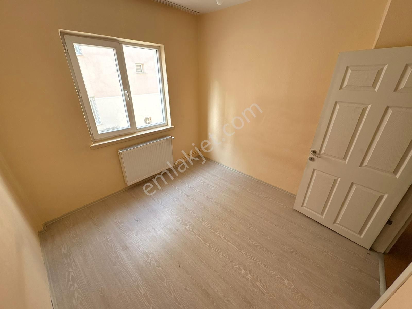 "plevne'nin Merkezinde 2+1 Ara Kat Ön Cephe'de %70 Kredi İmkanı" - Görsel 18