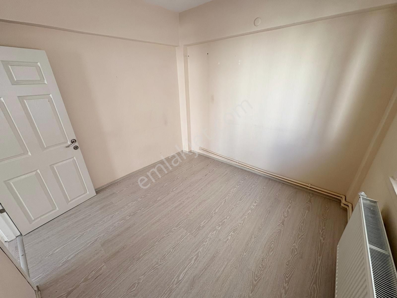 "plevne'nin Merkezinde 2+1 Ara Kat Ön Cephe'de %70 Kredi İmkanı" - Görsel 23