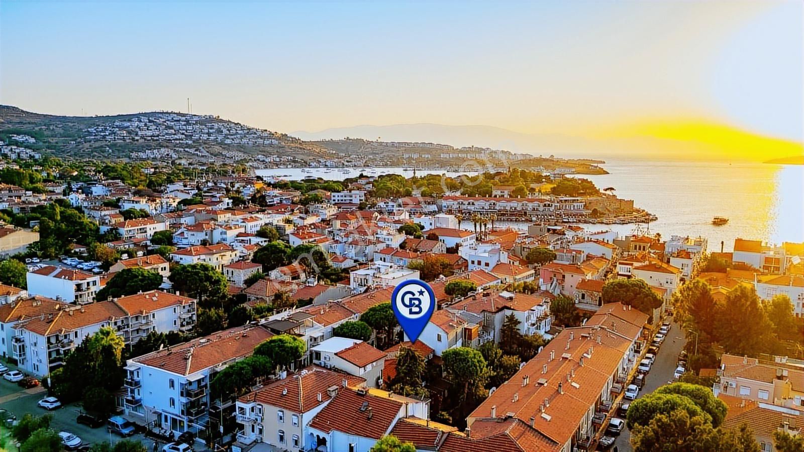 Eski Foça'da Satılık Tescilli Tarihi Müstakil Taş Ev - Görsel 29