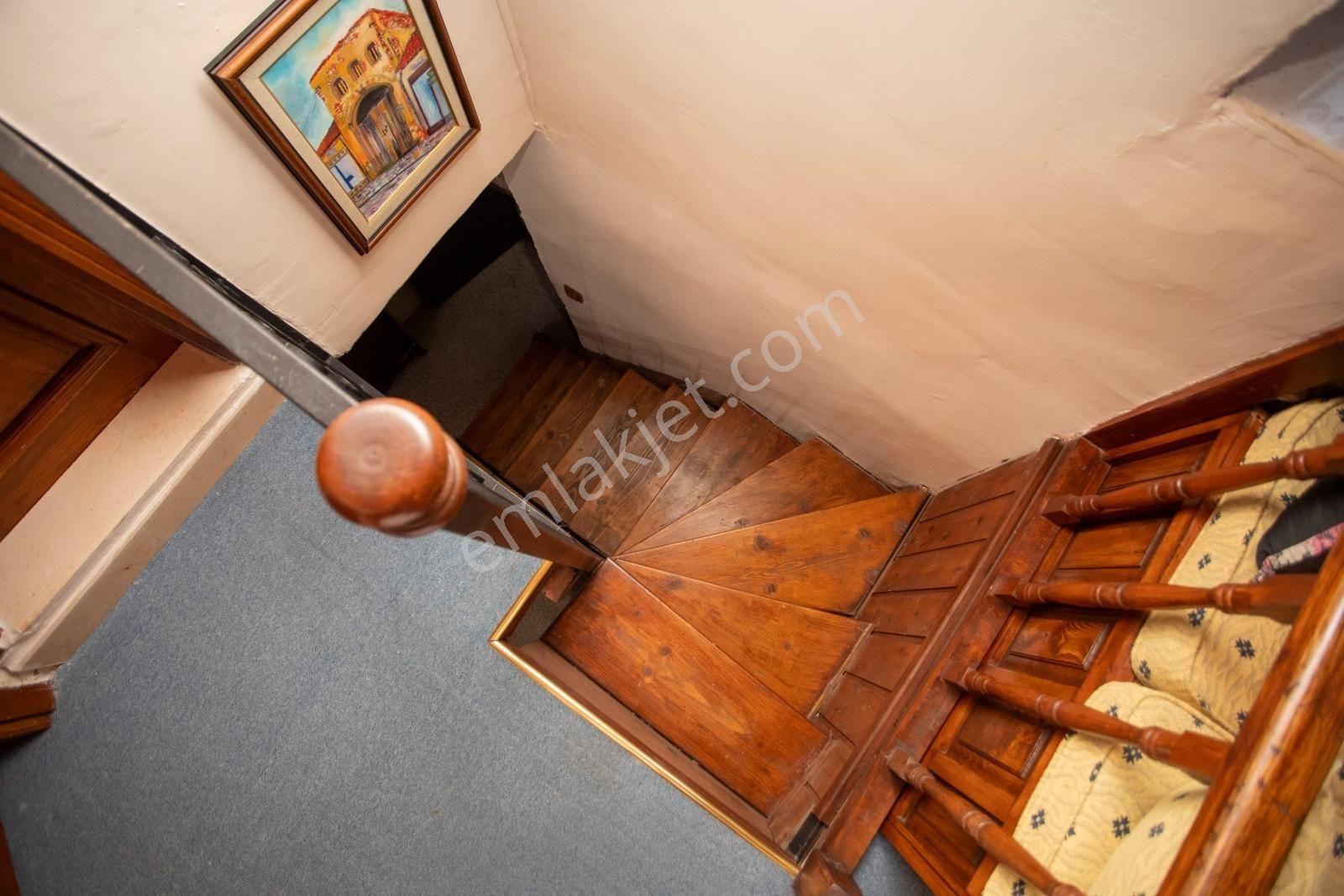 Eski Foça'da Satılık Tescilli Tarihi Müstakil Taş Ev - Görsel 33