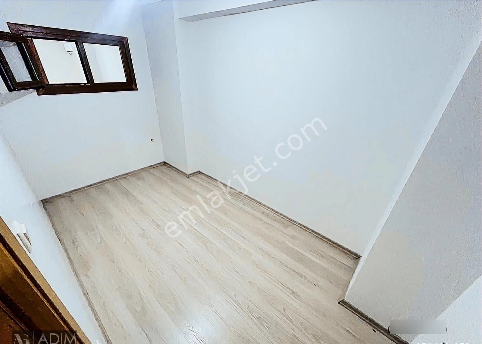 Adım'dan, Caddeye Paralel, Ayrı Mutfaklı, Balkonlu, Tertemiz 2+1 - Görsel 8