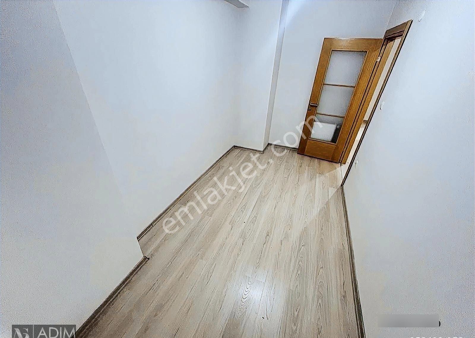 Adım'dan, Caddeye Paralel, Ayrı Mutfaklı, Balkonlu, Tertemiz 2+1 - Görsel 17