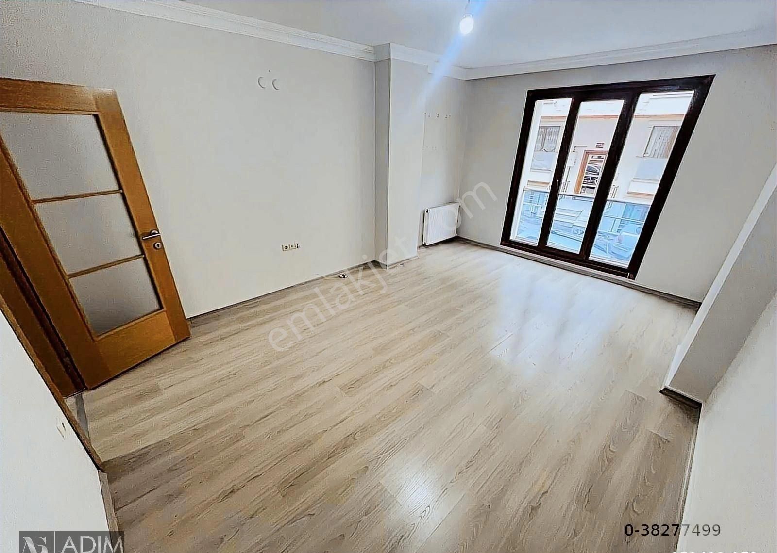 Adım'dan, Caddeye Paralel, Ayrı Mutfaklı, Balkonlu, Tertemiz 2+1 - Görsel 18