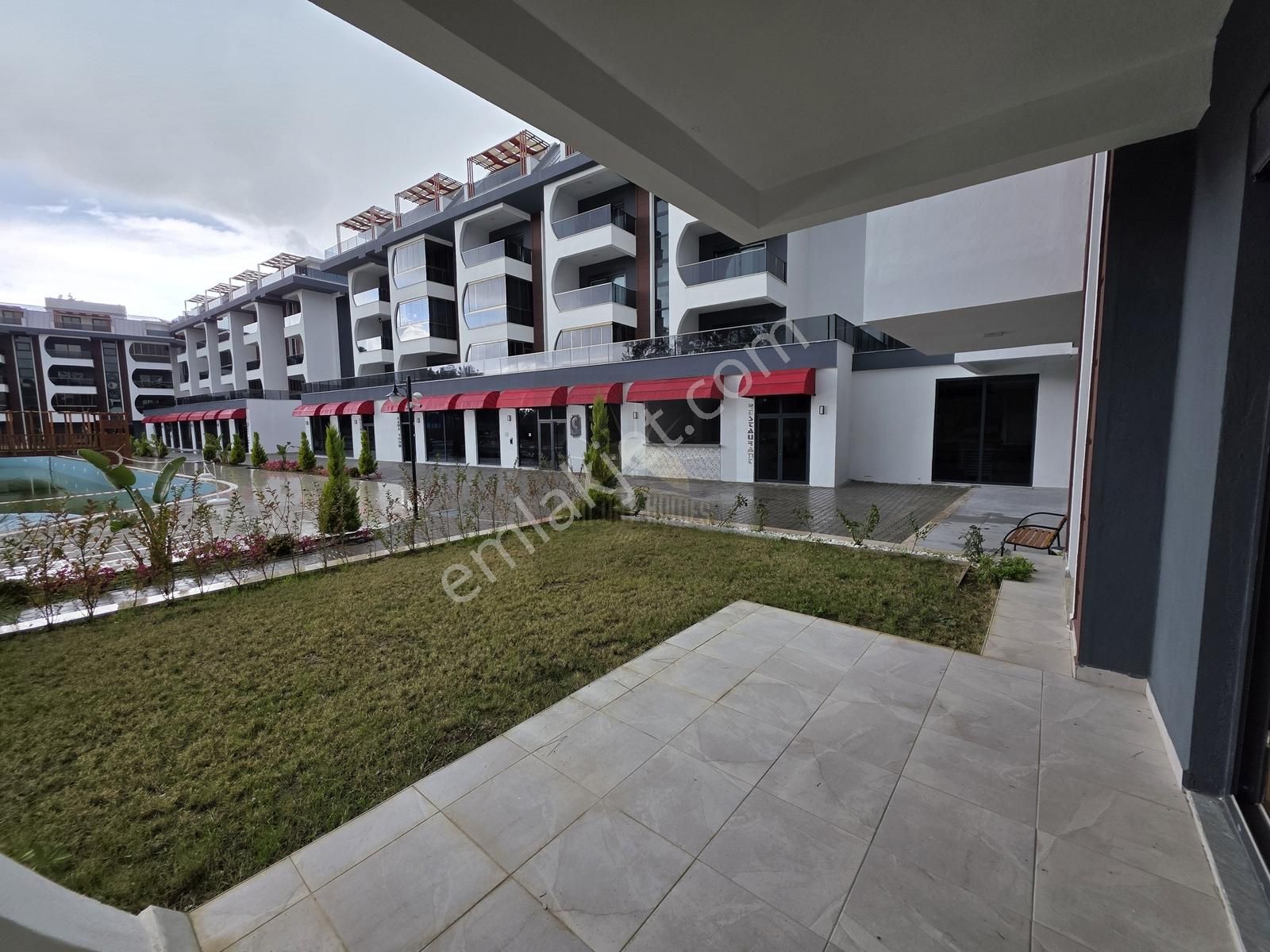 Avsallarda Denize Sadece 500m Mesafede,bahçeli 1+1satılık Daire - Görsel 12