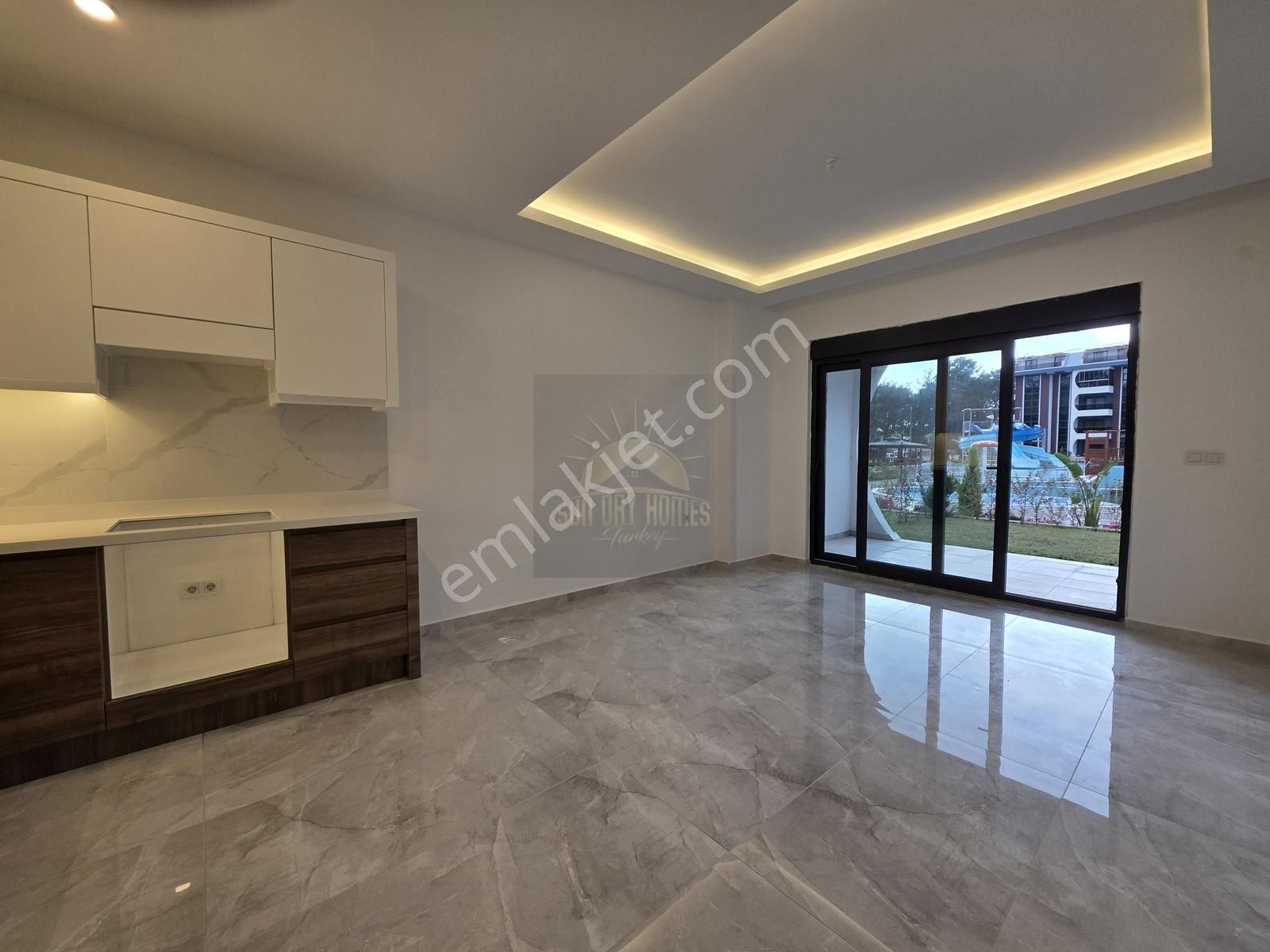 Avsallarda Denize Sadece 500m Mesafede,bahçeli 1+1satılık Daire - Görsel 4