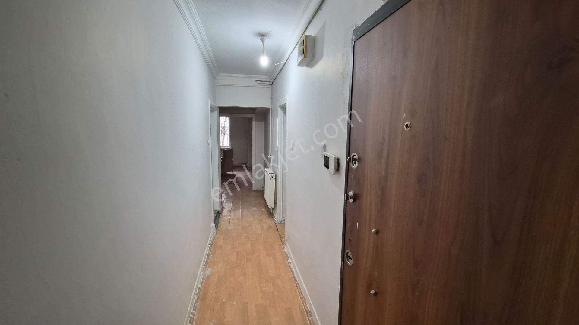 Kent Emlak'tan Abidin Paşada 2+1 Kot-2 De Yapılı Kiralık Daire - Görsel 5
