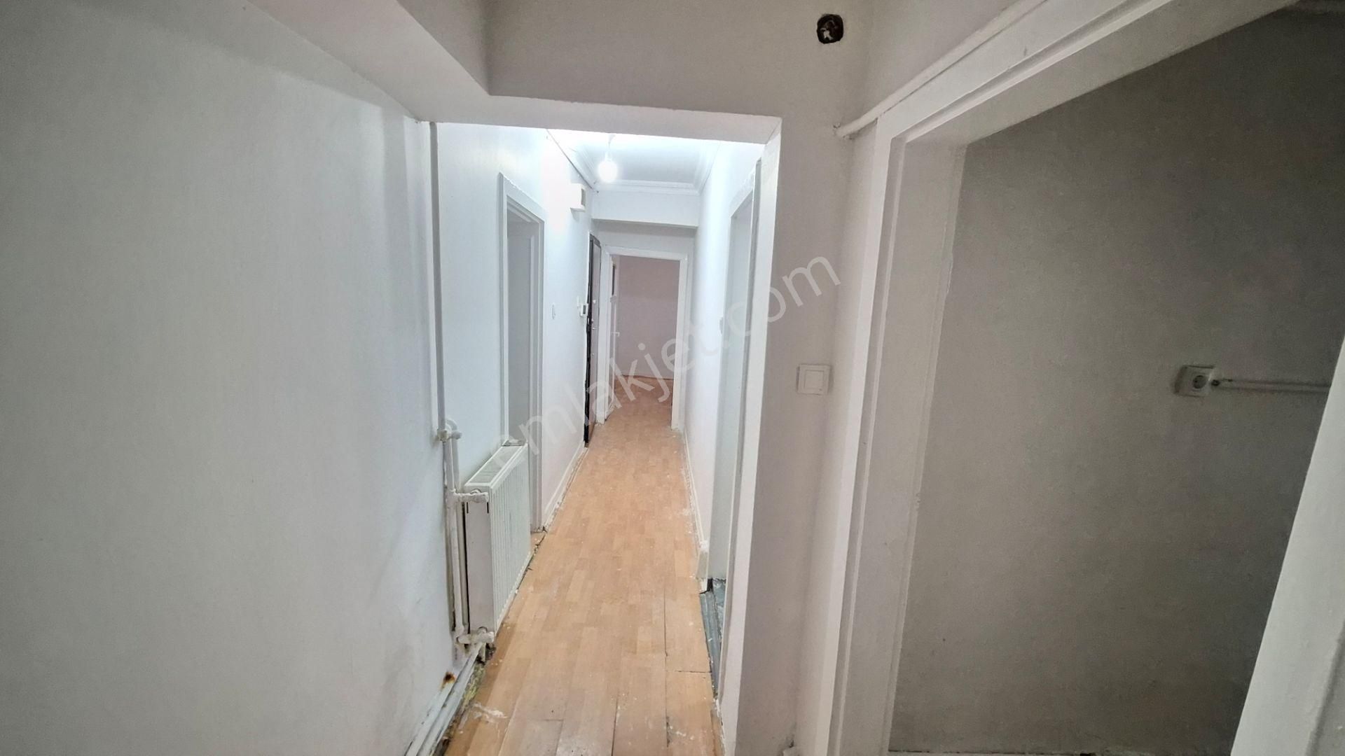 Kent Emlak'tan Abidin Paşada 2+1 Kot-2 De Yapılı Kiralık Daire - Görsel 12
