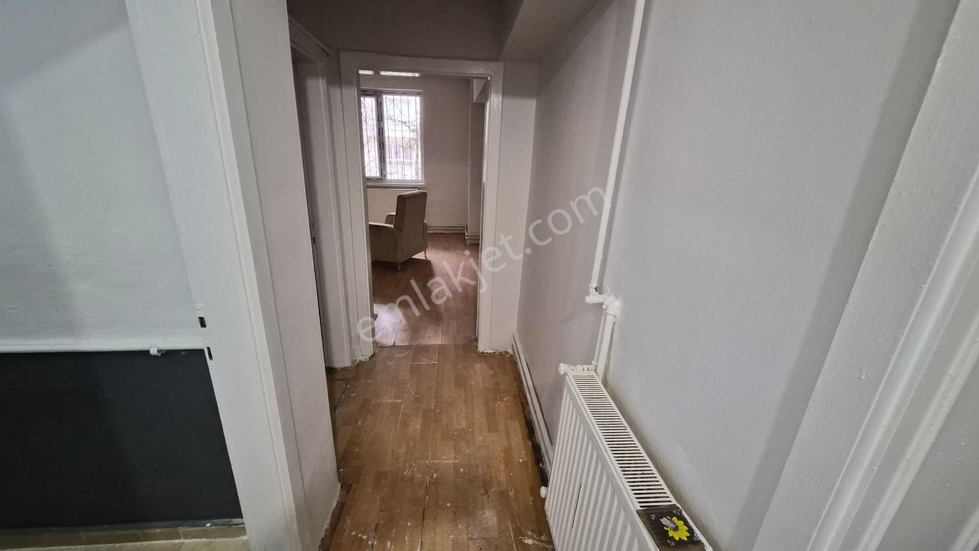 Kent Emlak'tan Abidin Paşada 2+1 Kot-2 De Yapılı Kiralık Daire - Görsel 17
