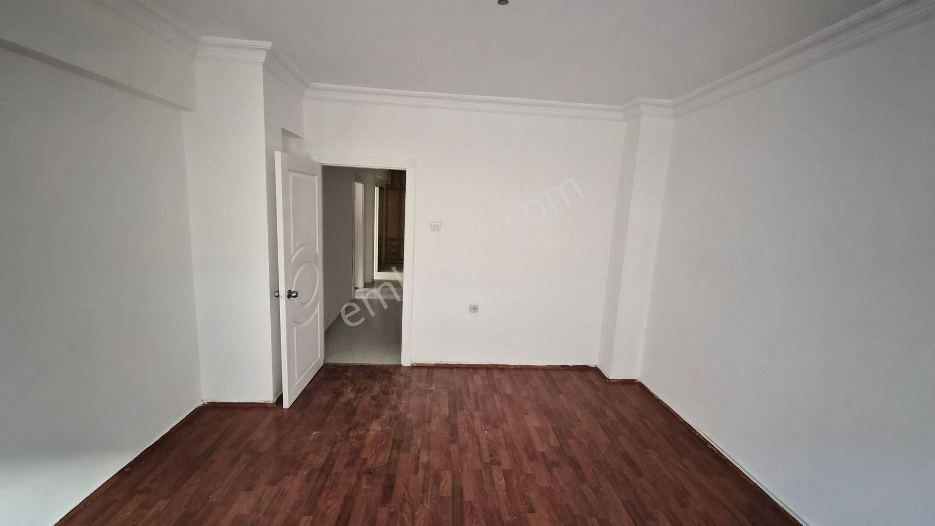 Kent Emlak'tan Tuzluçayırda 2 . Katta 3+1 125 Metre Satılık Daire - Görsel 6