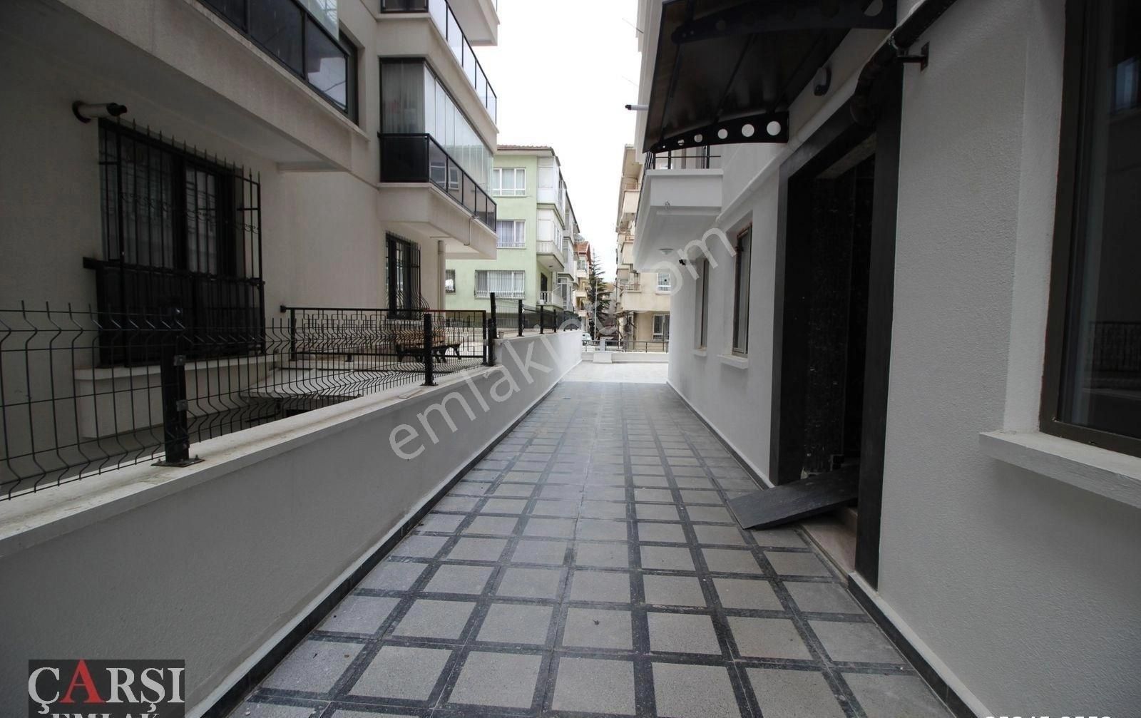 Çarşı"dan Başkent Hastanesi Yakını Ön Cephe Lüks 3+1 Daire - Görsel 10