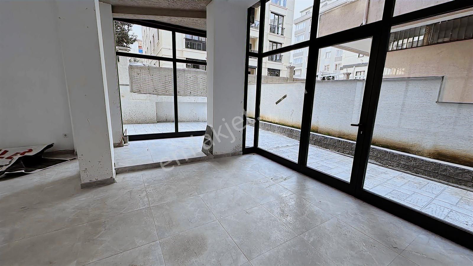 Home Gayrimenkulden 245 M2 Kış Bahçeli Kiralık Dükkan - Görsel 3