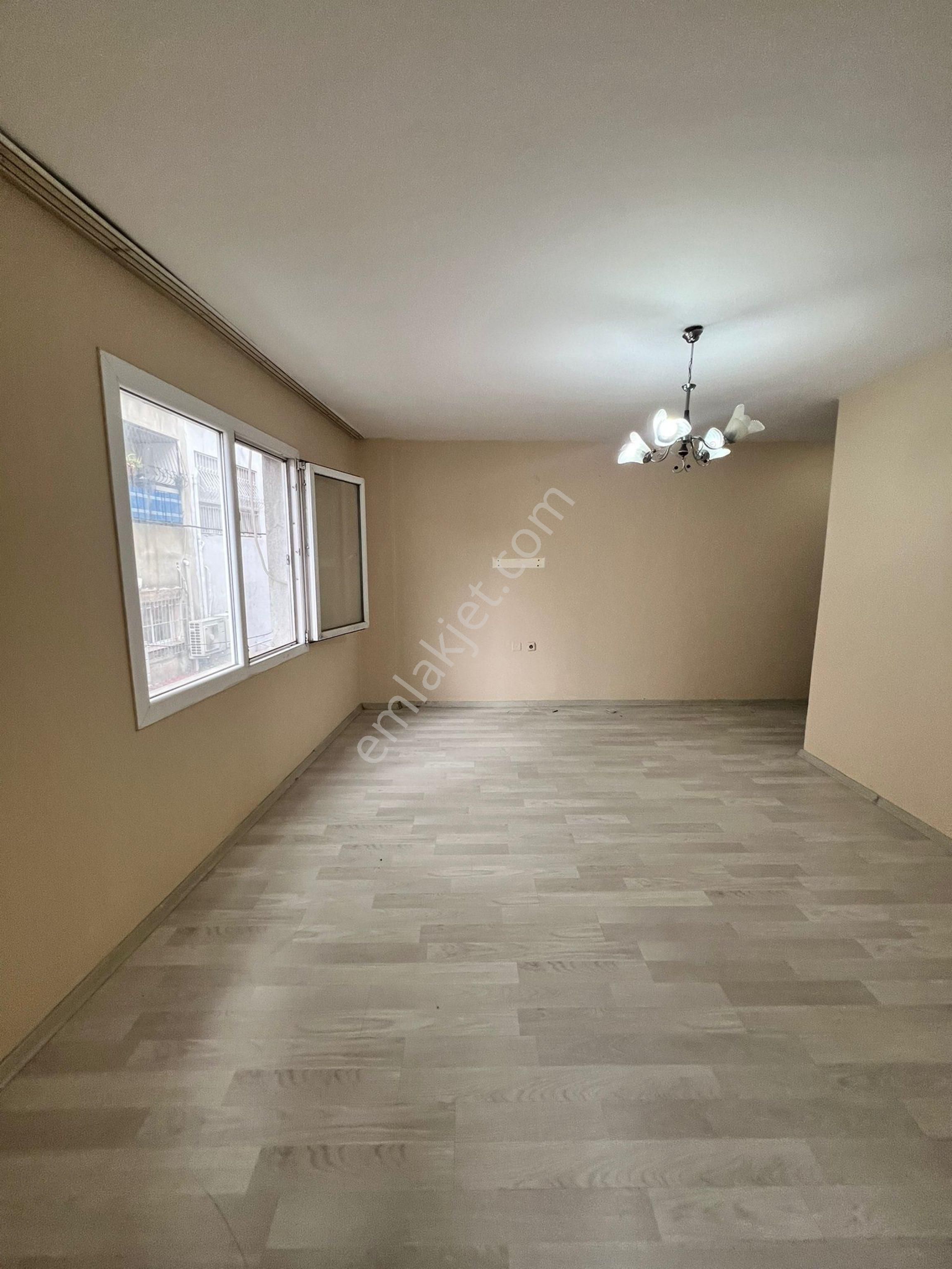 Eşrefpaşa Evlendirme Dairesine Yakın 1 + 1 Kiralık Daire - Görsel 10