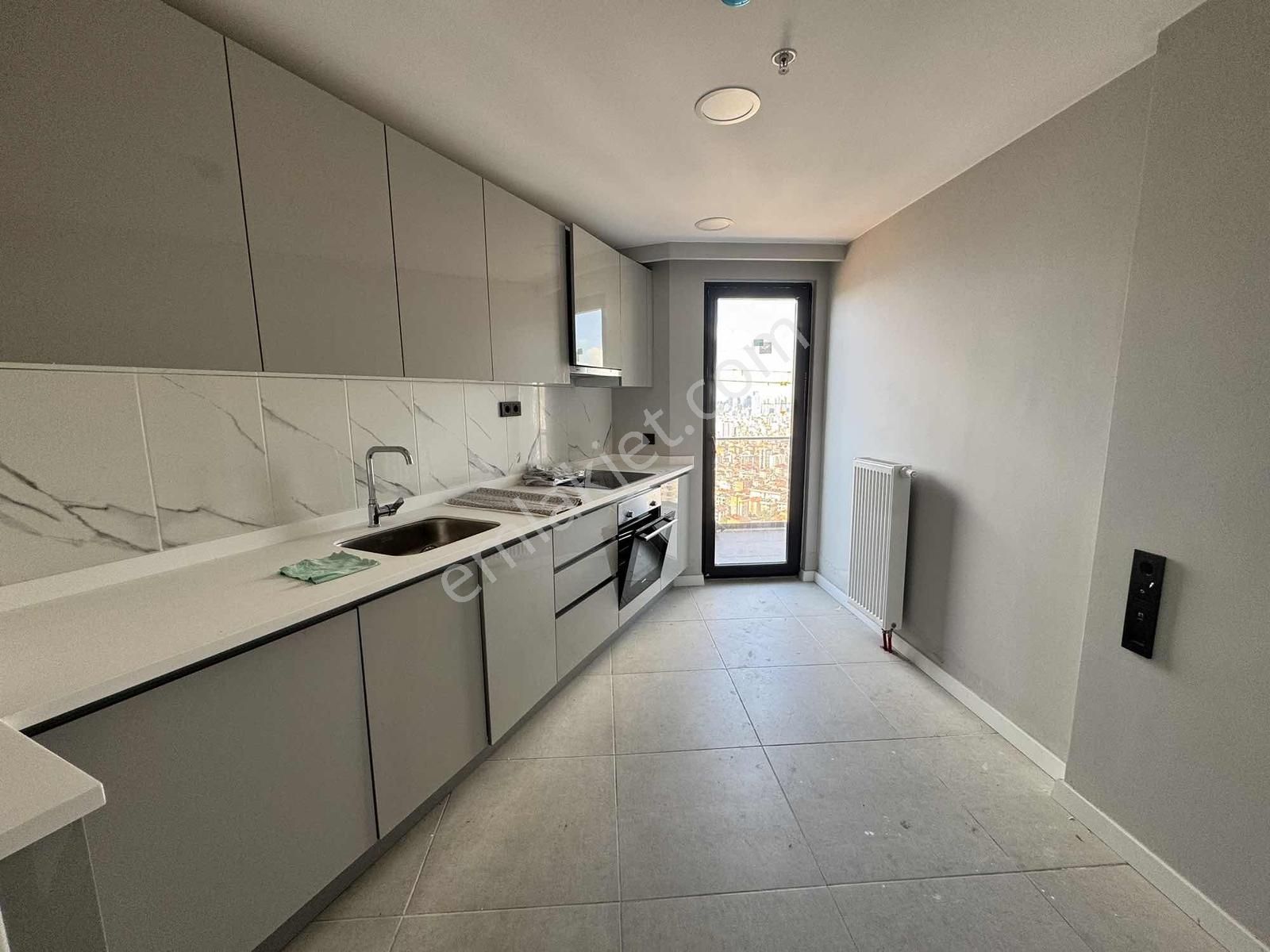 Kartal Dünya Şehir 3+1 Kiralık Deniz Manzaralı Site İçi - Görsel 2