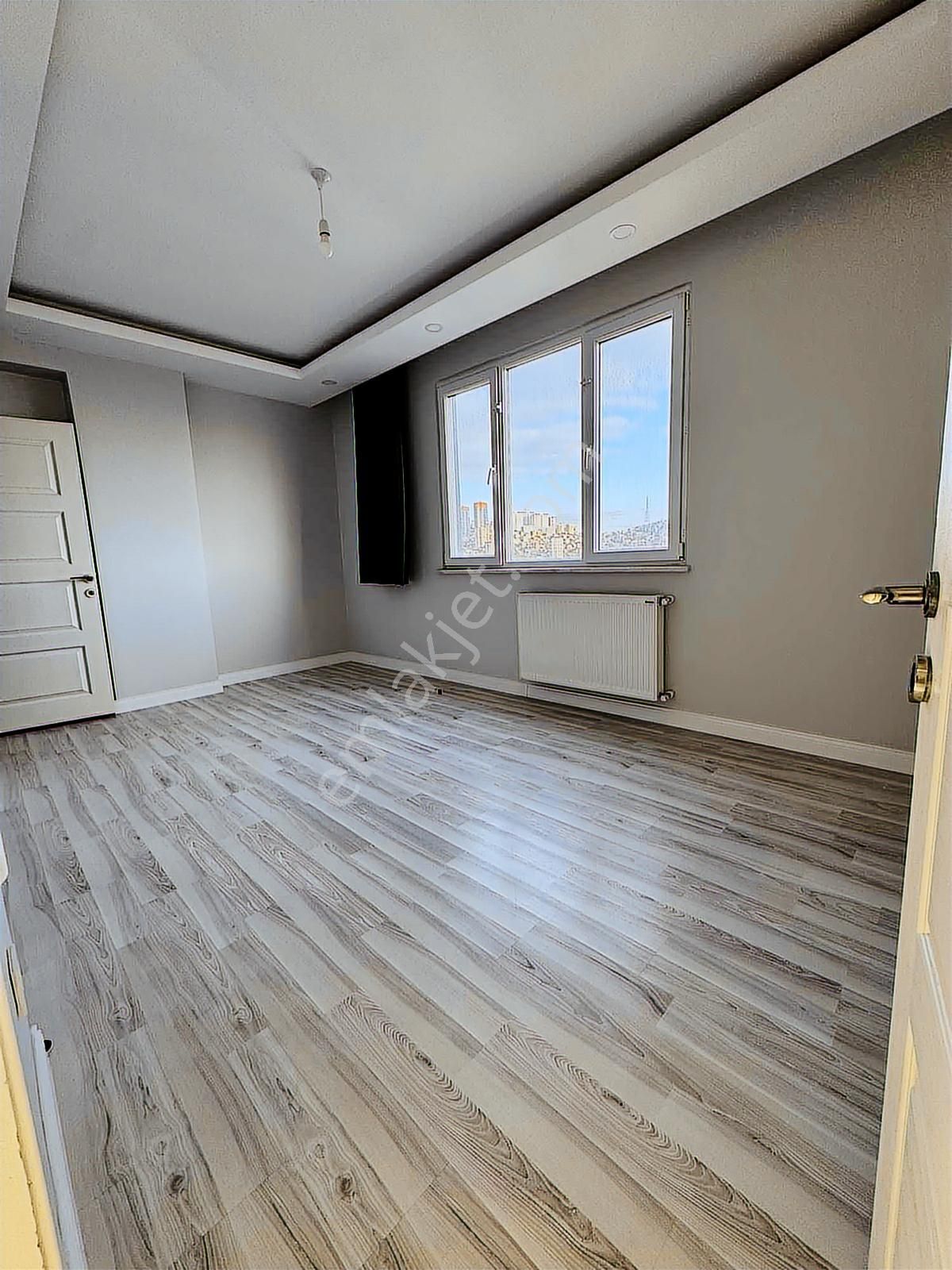 Kartal 2+1 Kiralık Daire Metro 5 Dk Deniz Manzaralı Site İçi - Görsel 22
