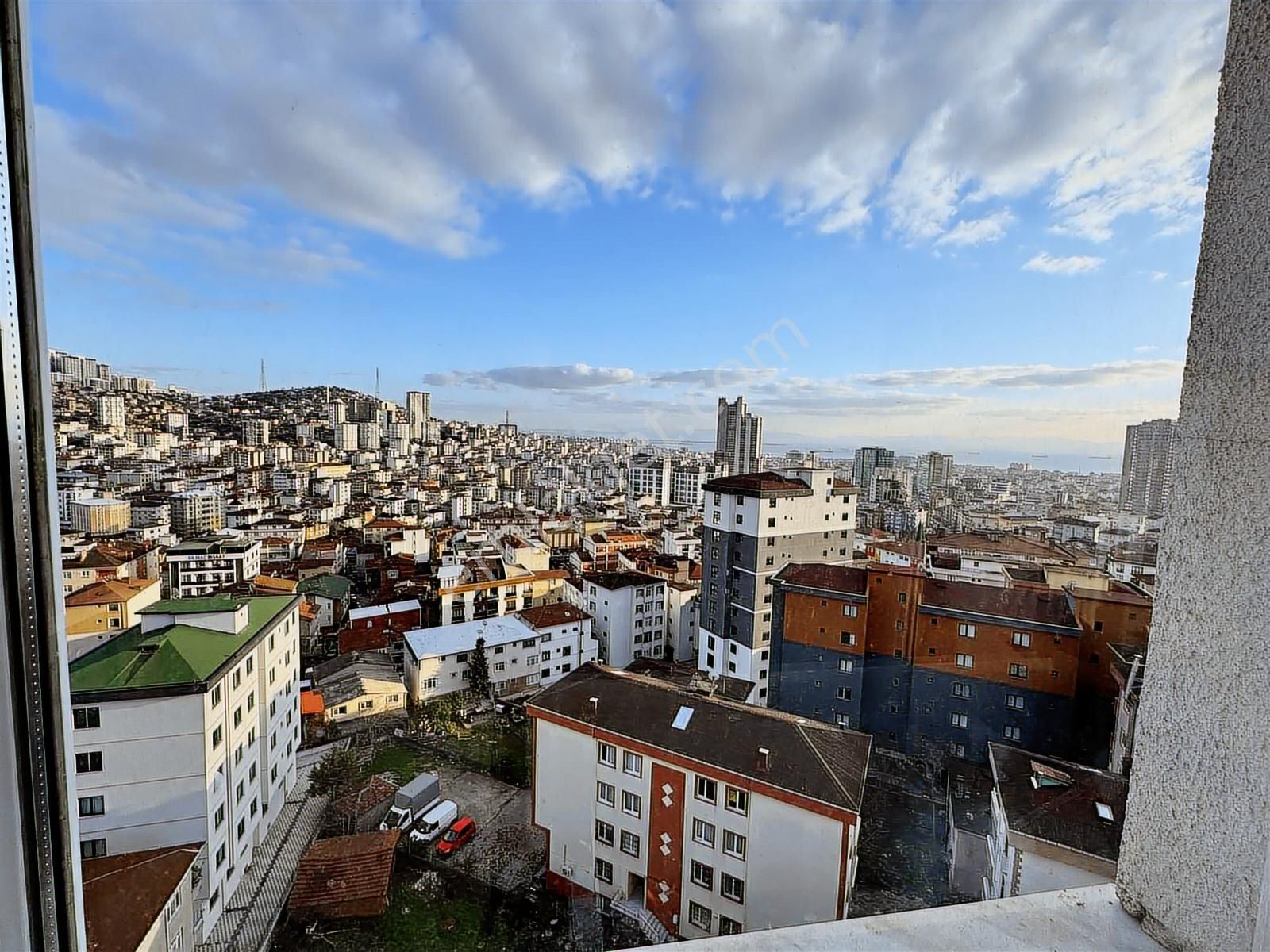 Kartal 2+1 Kiralık Daire Metro 5 Dk Deniz Manzaralı Site İçi - Görsel 30