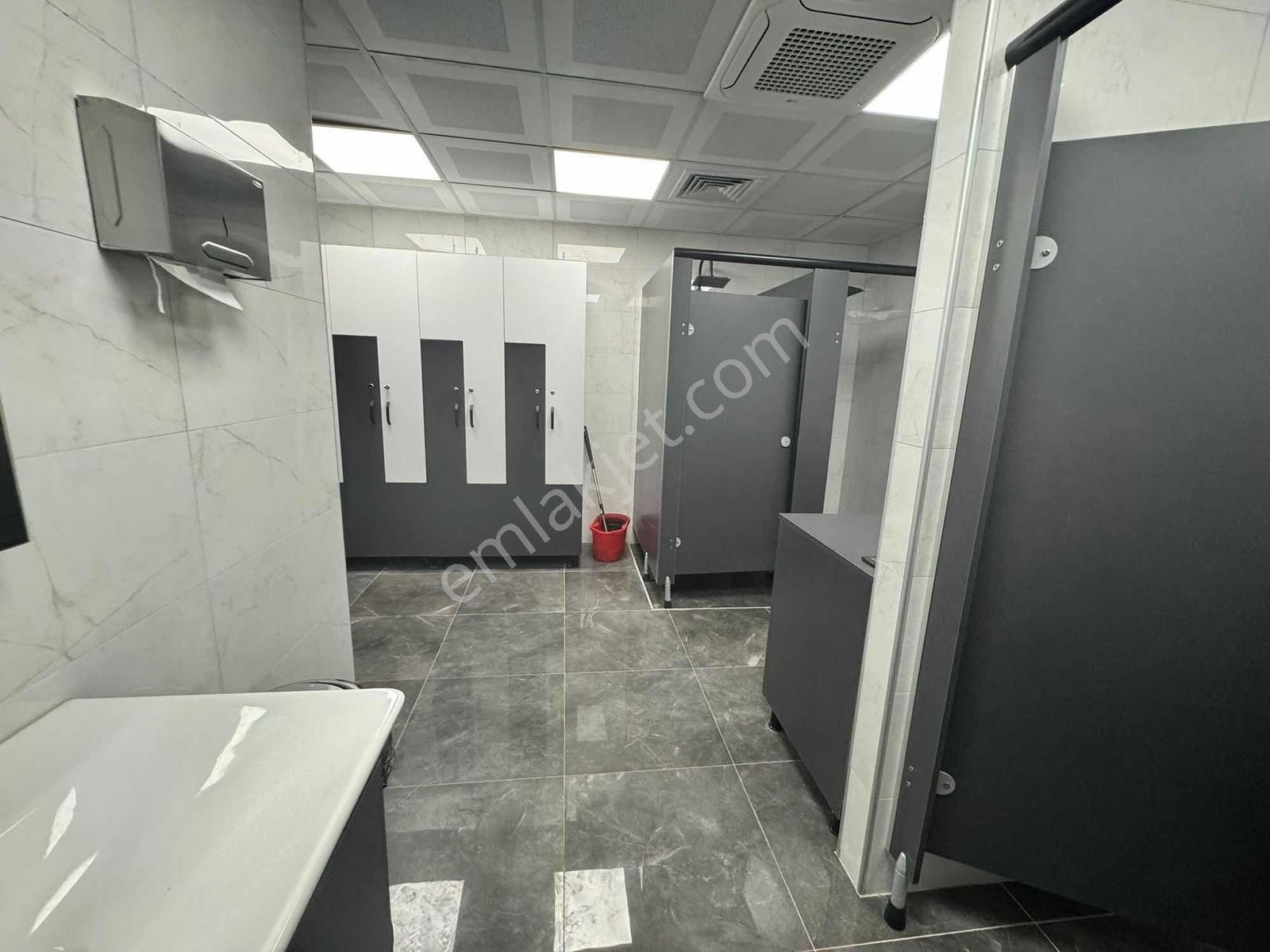 Kartal Dünya Şehir Deniz Manzara 2+1 Kiralık Site Ebeveyn Banyo - Görsel 21