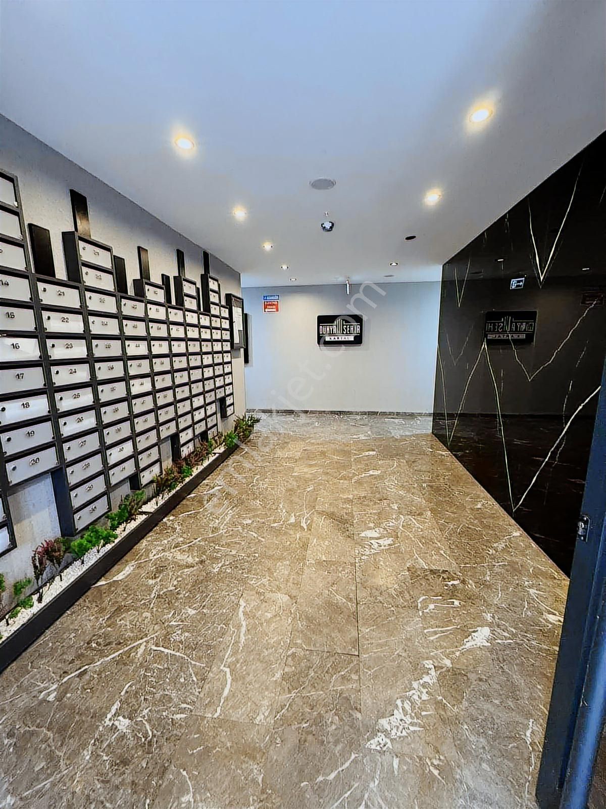 Kartal Dünya Şehir 2+1 Eşyalı Kiralık Daire Sıte İçinde - Görsel 2