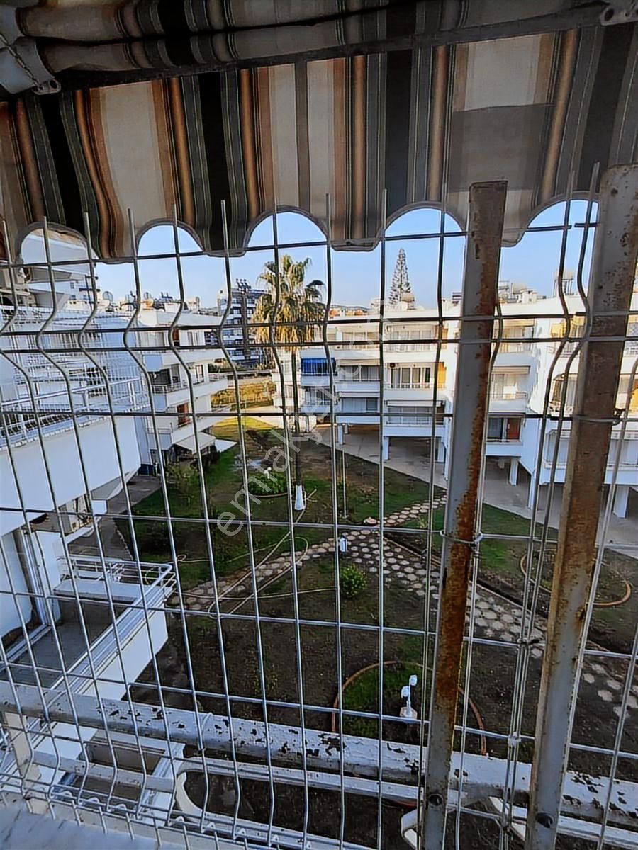 Uğur Emlak'tan Limonlu'da Satılık Denize Sıfır Eşyalı Daire - Görsel 10