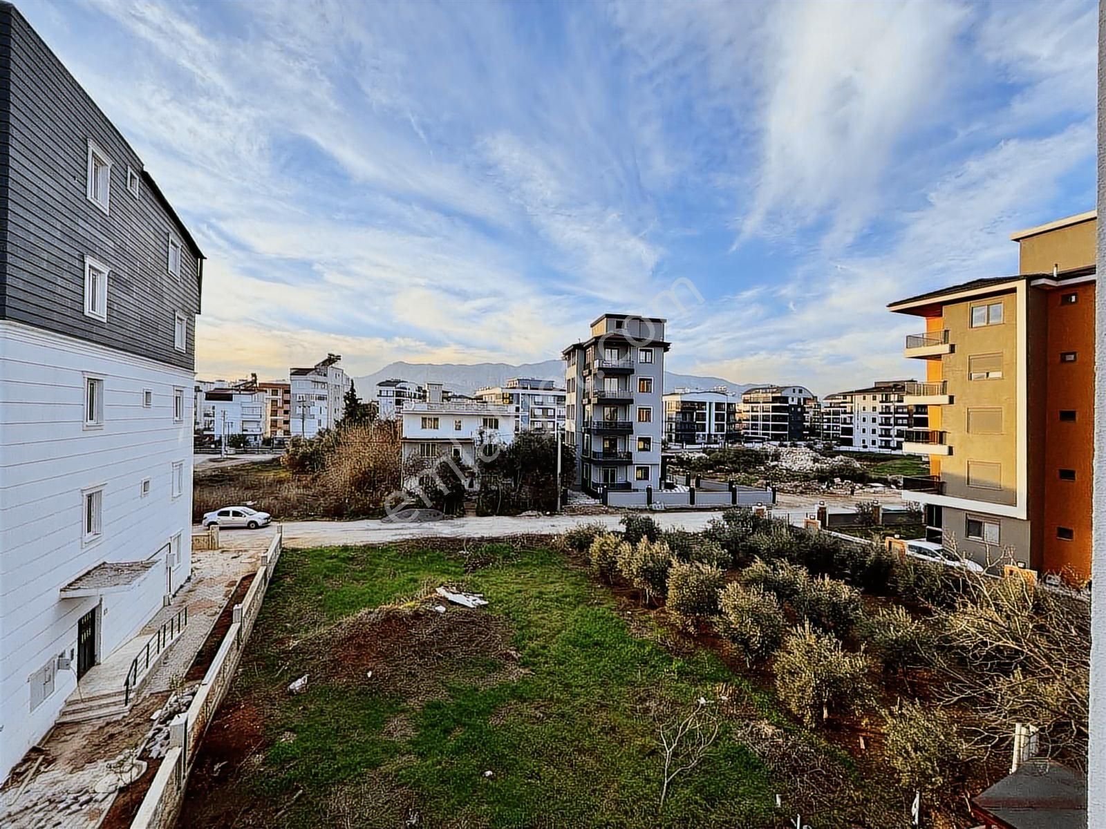 Döşemealtı Bahçeyaka Merkezi Konumda 3+1 Kiralık Daire - Görsel 17