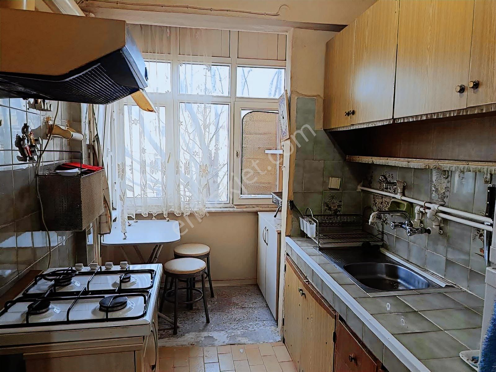 Ecem Emlaktan Kocamustafapaşa Da Merkezi Köşe 120m2 1 Ara Kat - Görsel 8