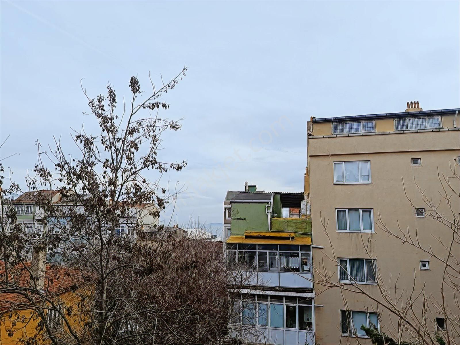 Ecem Emlaktan Kocamustafapaşa Da Merkezi Köşe 120m2 1 Ara Kat - Görsel 6