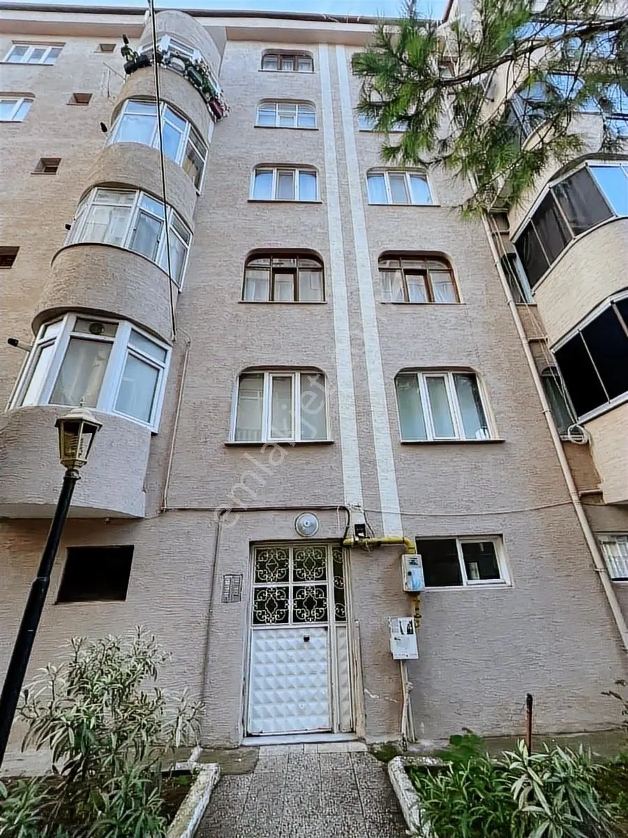 Anıl Emlaktan Atatürk Caddesinde 2+1 Asansörlü Daire - Görsel 2