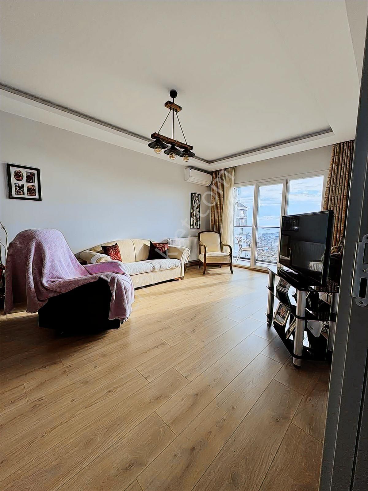 Kartal Site İçi Deniz Manzara 2+1 Havuzlu Eşyalı Satılık Daire - Görsel 3