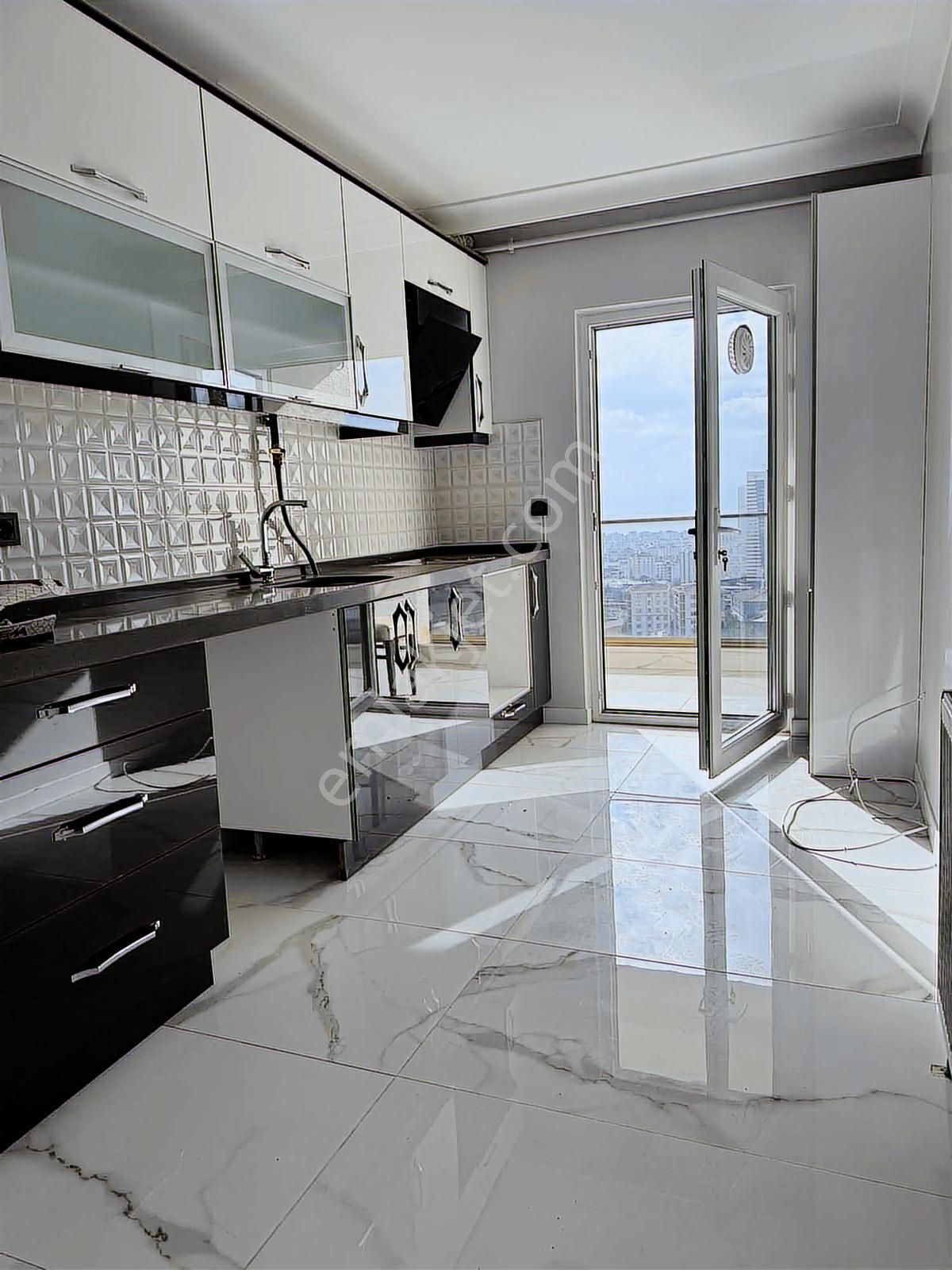 Kartal Kiralık 3+1 Metroya 5 Dakika Ebeveyn Banyolu Geniş - Görsel 2