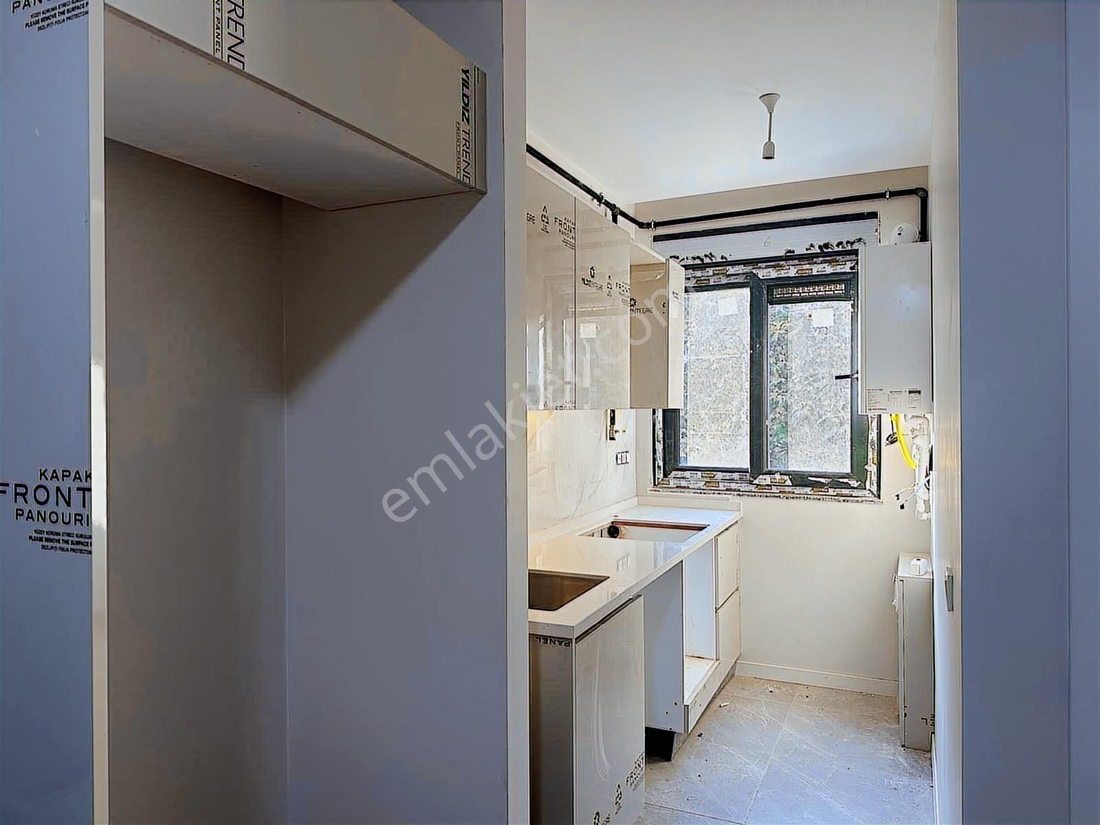 Maltepe Mimar Sinan Caddesi Üzerinde Satılık Sıfır 1+1 Daire - Görsel 5